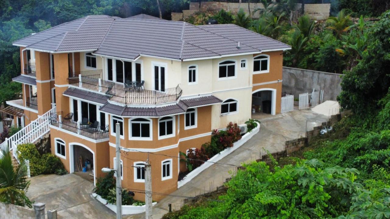 Baywatch Villa - 몬테고 베이 외부 사진